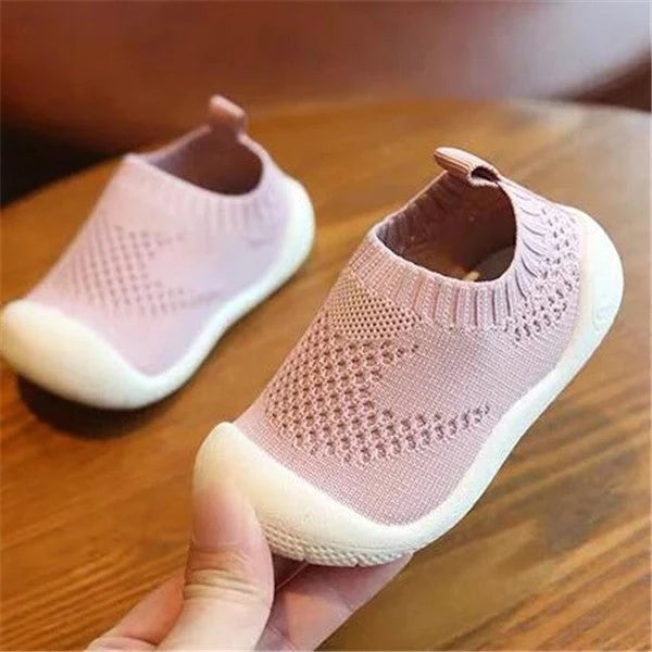 Comfortable cotton toddler shoes for spring and autumn in various colours