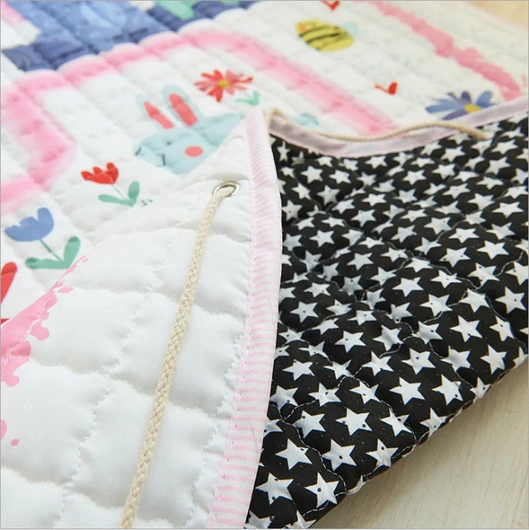 Round baby crawling mat with toy storage bag in various colours