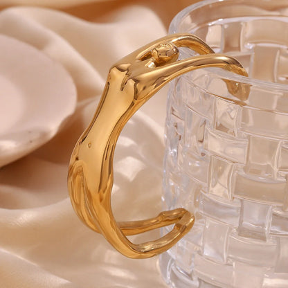 Elegant gold plated stainless steel fashion bracelet for women