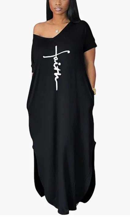 Relaxed fit maxi dress with letter print pattern in various colours