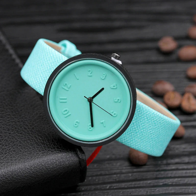 Elegant ladies' quartz watch with alloy dial, mineral glass mirror, and PU leather strap in various stylish colours