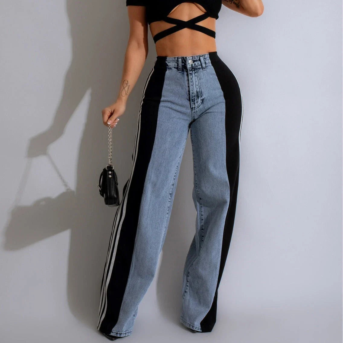 Stylish high-waist denim pants with patchwork details, available in a range of trendy color combinations