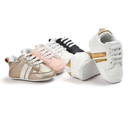 Soft PU leather non-slip baby moccasins for first walkers in brown