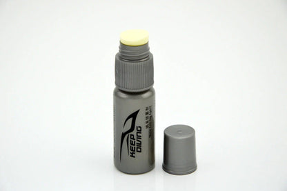 Premium anti-fog liquid for glasses and goggles ensuring clear vision