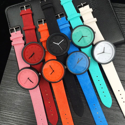 Elegant ladies' quartz watch with alloy dial, mineral glass mirror, and PU leather strap in various stylish colours