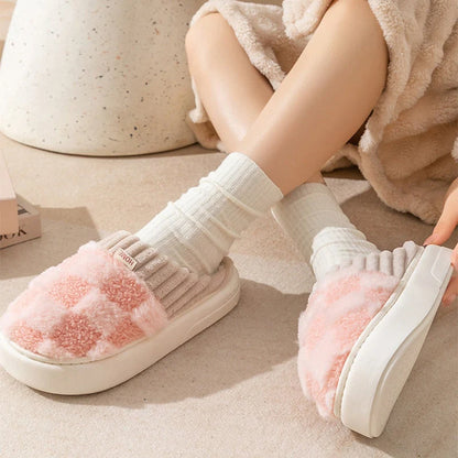Plaid plush slippers for women with non-slip sole in various colours