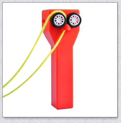 A mesmerising rope launcher toy that creates a hypnotic, floating string loop through the principles of physics