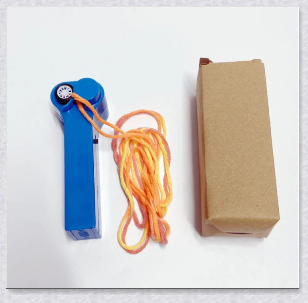 A mesmerising rope launcher toy that creates a hypnotic, floating string loop through the principles of physics