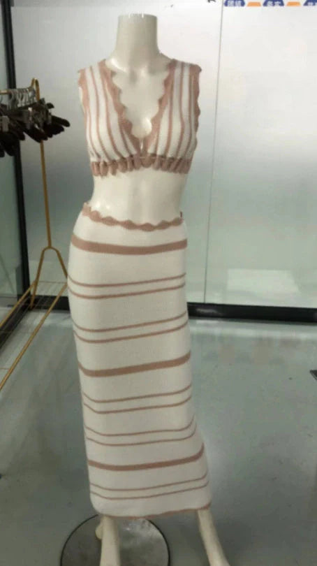 Women's 2-piece striped bikini set with sling top and skirt