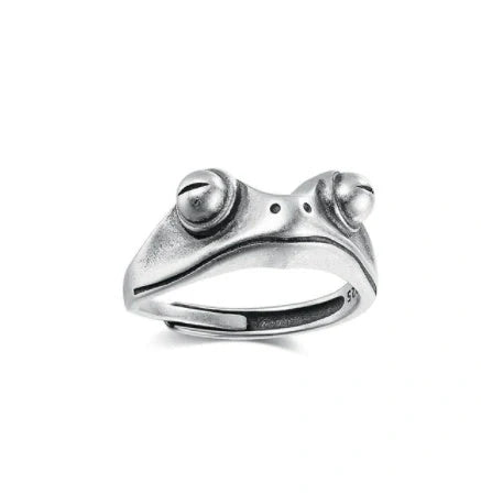 Vintage demon eye owl ring in sterling silver with adjustable opening