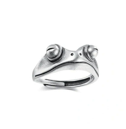 Vintage demon eye owl ring in sterling silver with adjustable opening