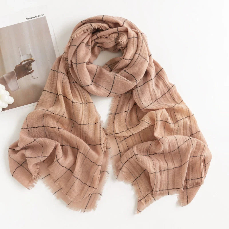 Herringbone pattern artificial cashmere scarf with tassel fringes