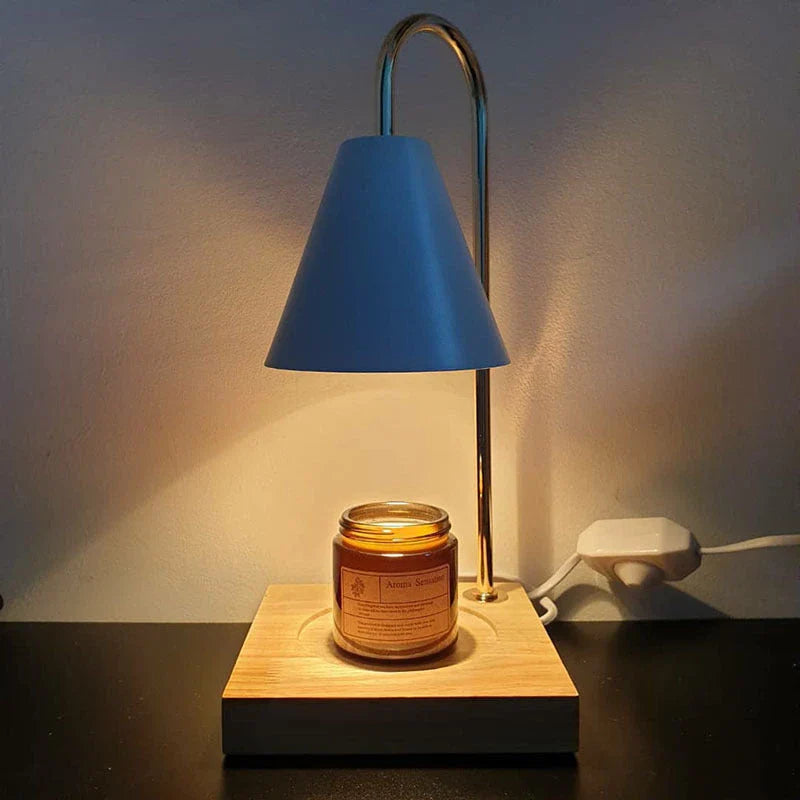 Elegant aromatherapy lamp with a curvy, semi-matte stem design for soothing scents and soft lighting