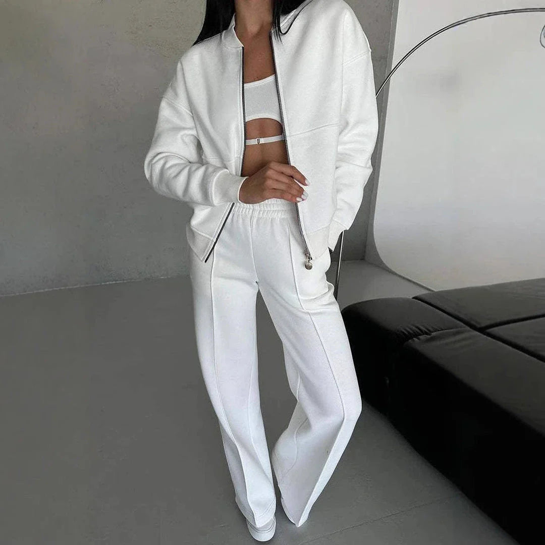 Stylish women's sports separates set with zip-up jacket and wide-leg trousers in a variety of colours
