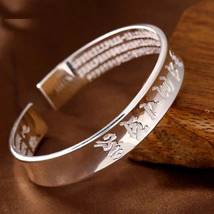 Elegant silver plated vintage bracelet with engraved text in a variety of styles