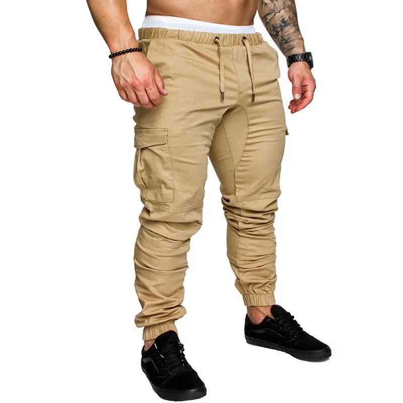 Sophisticated men's woven trousers in various colours and sizes, featuring a tailored design for a flattering fit