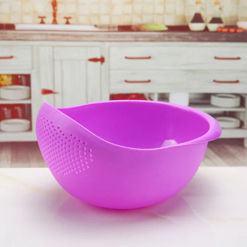 Durable plastic rice strainer with perforated design for efficient washing and draining