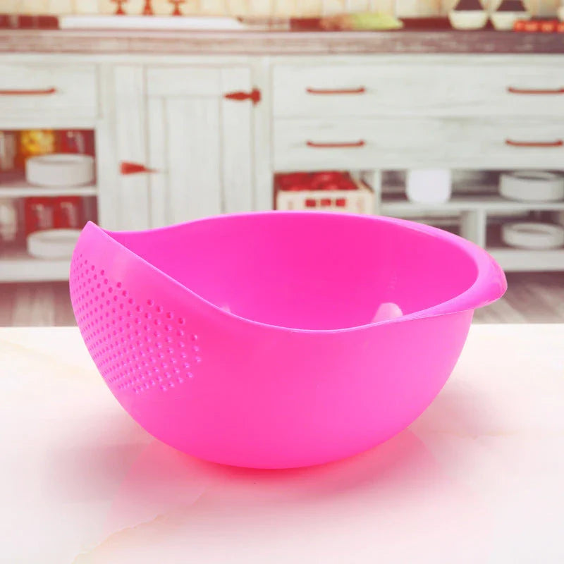 Durable plastic rice strainer with perforated design for efficient washing and draining