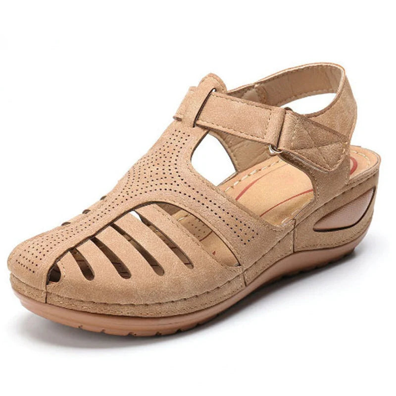 Women's Plus Size Retro Sandals with round toe and wedge heel in various colours