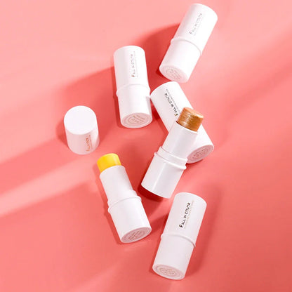 Multifunctional 3-in-1 highlighter pen for face, eyes, and lips in compact design