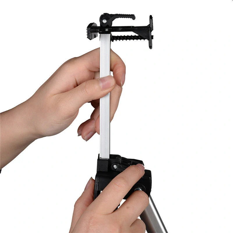 Adjustable aluminium alloy painting stand with carrying bag, perfect for artists and students