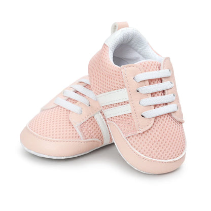 Soft PU leather non-slip baby moccasins for first walkers in brown