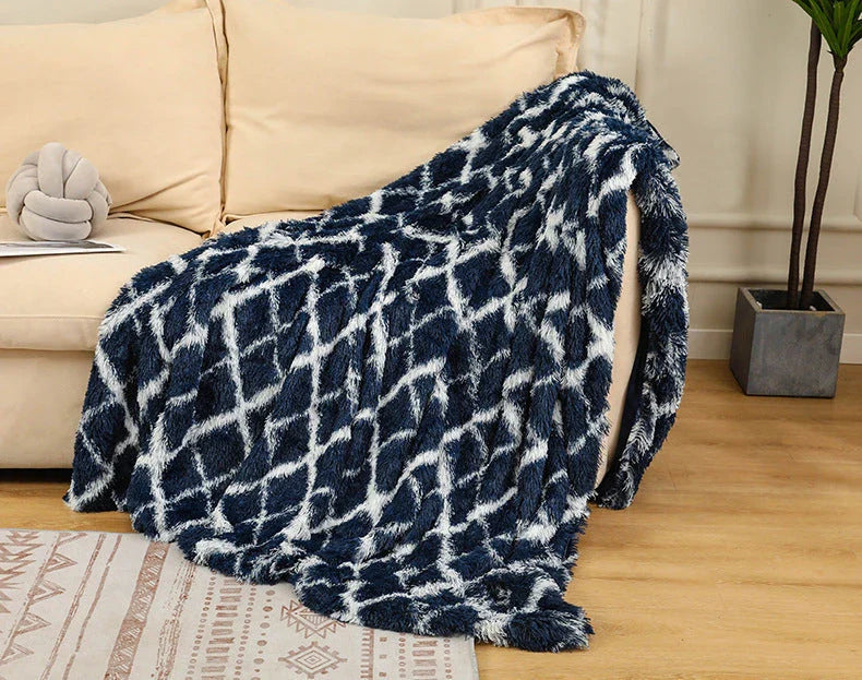 Cosy and luxurious faux fur throw blanket in a variety of colours and sizes, perfect for adding warmth and style to your living space