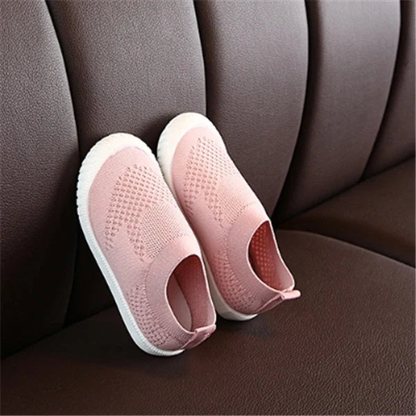Comfortable cotton toddler shoes for spring and autumn in various colours