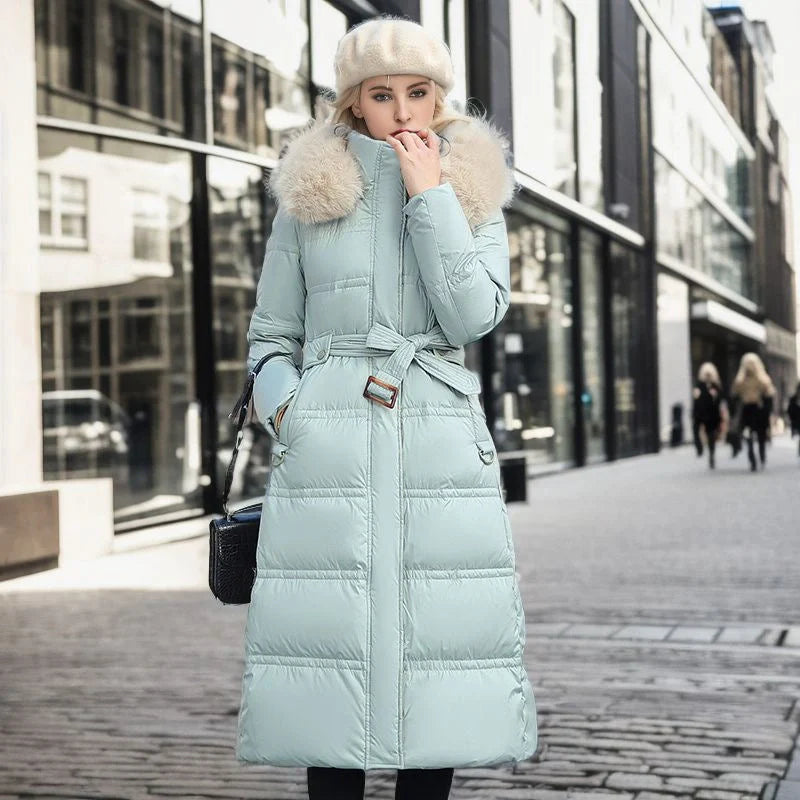 Stylish women's winter coat with fur hood and belt in various colours