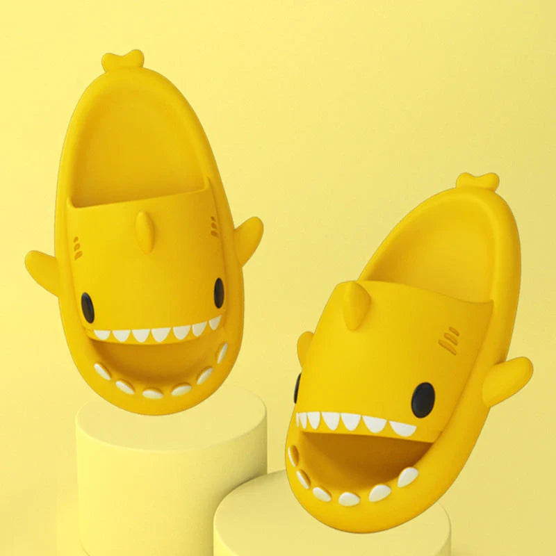 Cozy shark-themed slippers made of plush EVA material for indoor and outdoor wear with customized support