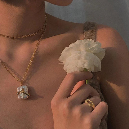 Elegant Baroque Pearl Couple Necklace for Valentine's Day