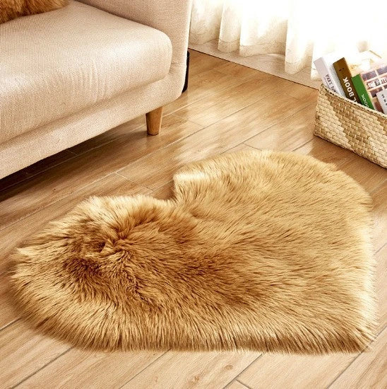 Luxury heart-shaped plush carpet in various colours and sizes, featuring a soft, non-slip design for comfortable home decor