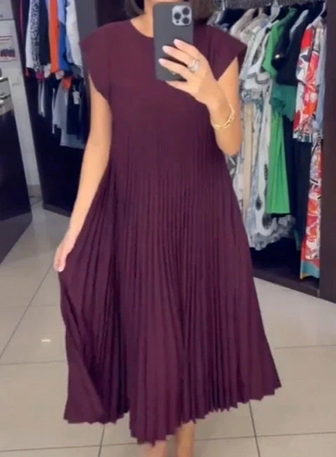 Elegant summer pleated long dress for women in various colours