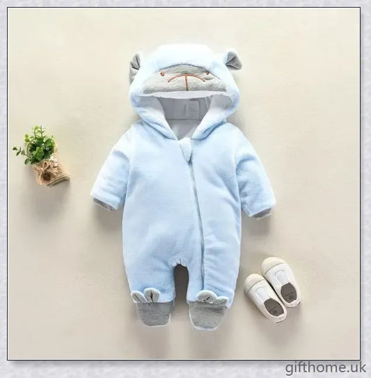 Autumn and Winter Newborn Jumpsuit in Soft Flannel Fabric with Hooded Design