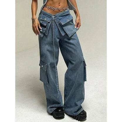 High-waisted baggy jeans with lace-up cargo pockets for a stylish and comfortable autumn/winter look