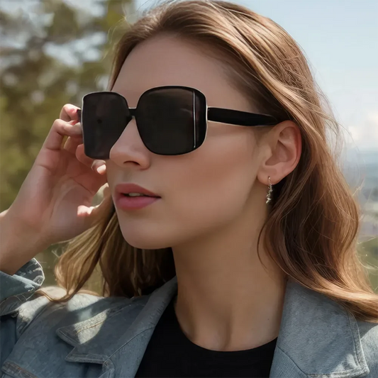 Oversized square sunglasses for women with gradient lenses and premium plastic frames
