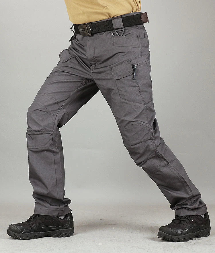 Rugged training trousers in various colours, designed for extreme outdoor challenges and activities