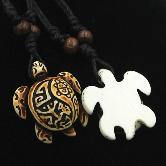 Men's European-style turtle necklace with resin pendant, unique tortoise design