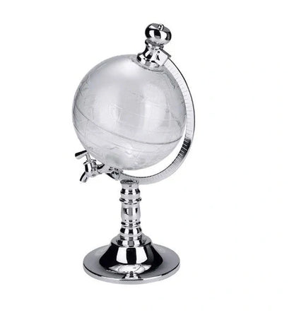 Globe-shaped wine decanter with chrome stand, 1.5L capacity