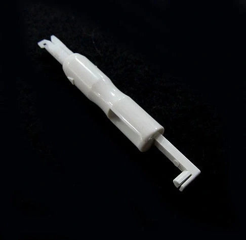 Sewing machine needle threader tool for easy threading