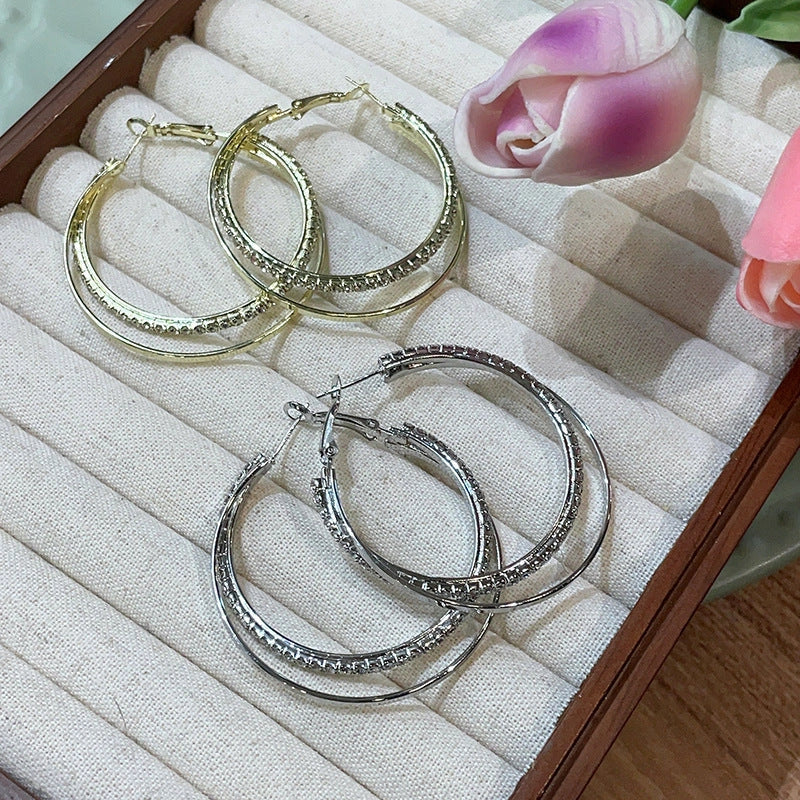 Elegant geometric alloy earrings and bracelet set in gold and silver finishes