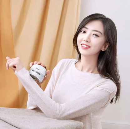 Rechargeable Hairball Removal Shaving Machine in white, compact and efficient for fabric care