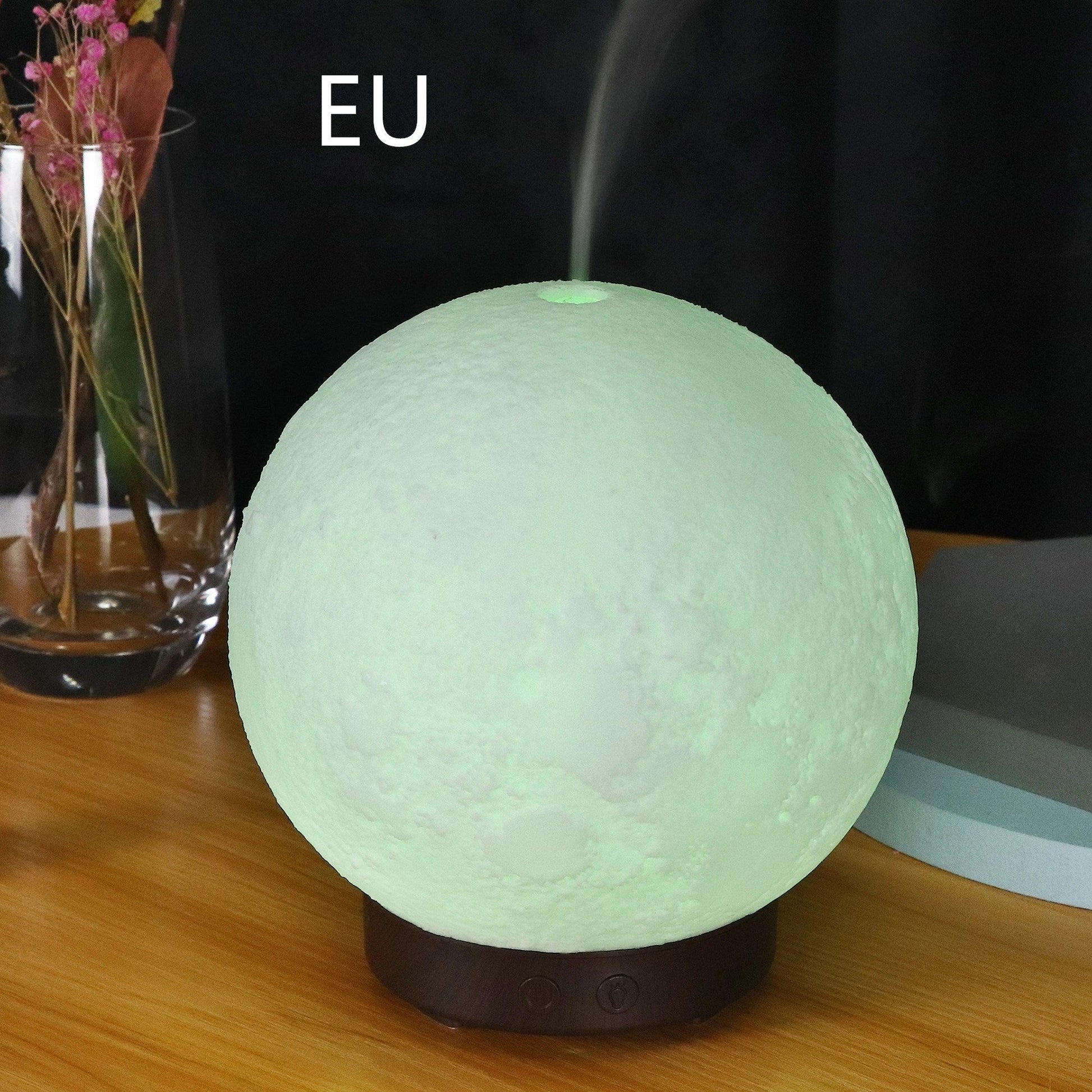 Soothing ultrasonic humidifier and aroma diffuser with wood grain and neutral color options