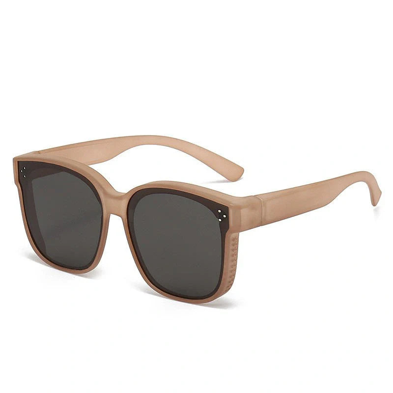 Polarised dual-use sunglasses with anti-glare mirror coating in various colours