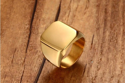 Jinshengfeng Lightweight Personality Ring in Gold, Black, and Silver - Elegant and Comfortable Jewellery