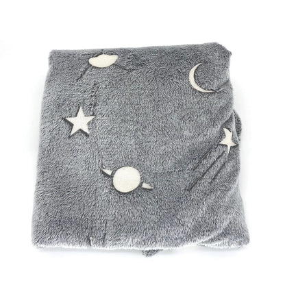 Glowing polyester wool blanket with stars and moons design, perfect for cosy nights