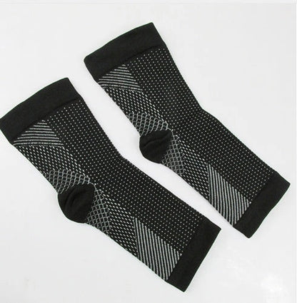 Unisex anti-fatigue compression ankle socks for sports and recovery