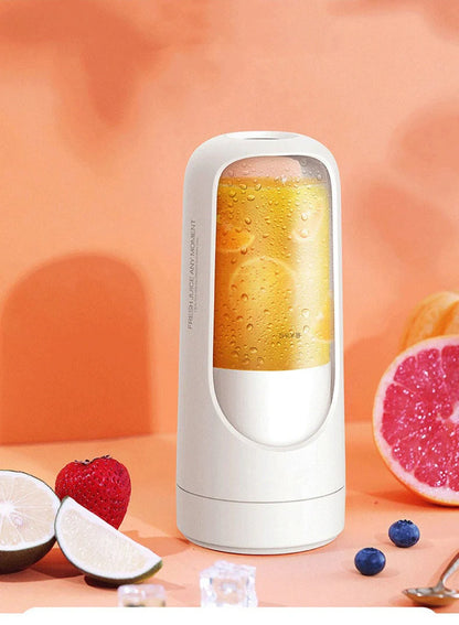 GREECHO Portable Wireless Electric Juicer in white with USB charging
