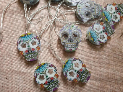 Halloween Skull LED Light String - Spooktacular Lights for Haunting Ambience