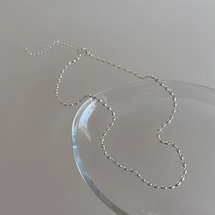 Elegant Irregular Zircon Pearl Metal Pendant Necklace for Women with Gold Plating